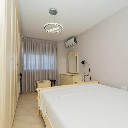 Odore Di Mare * Golem (Tirana)